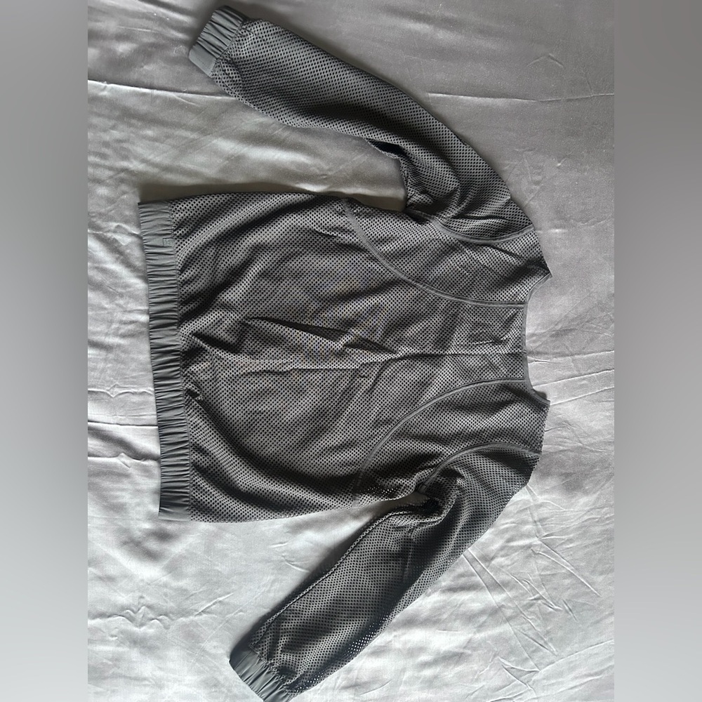 Lululemon Mesh Pullover - image 2